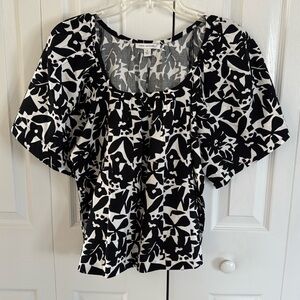 Free Assembly Women's Black & White Patterned Cropped Square/Round Neck Top - S